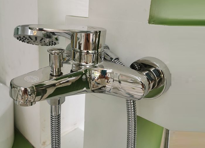 Sen tắm nóng lạnh inox Foxis FX-835ST