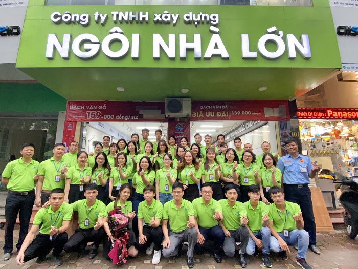 showroom thiết bị vệ sinh Ngôi Nhà Lớn