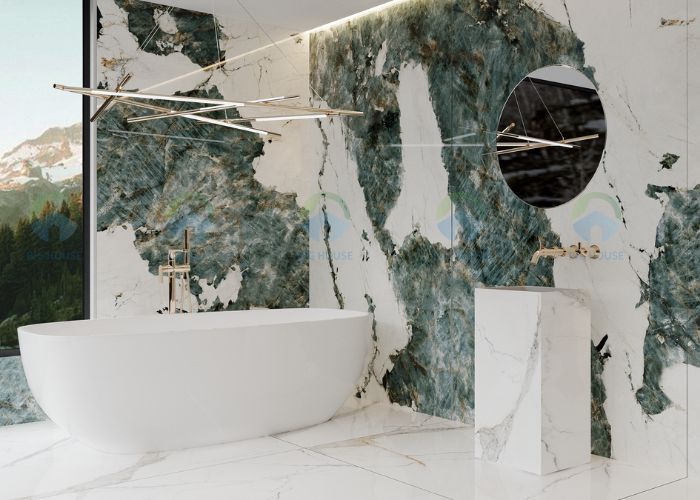 Nhà tắm ốp mẫu gạch khổ lớn Eurotile Vỹ Phong