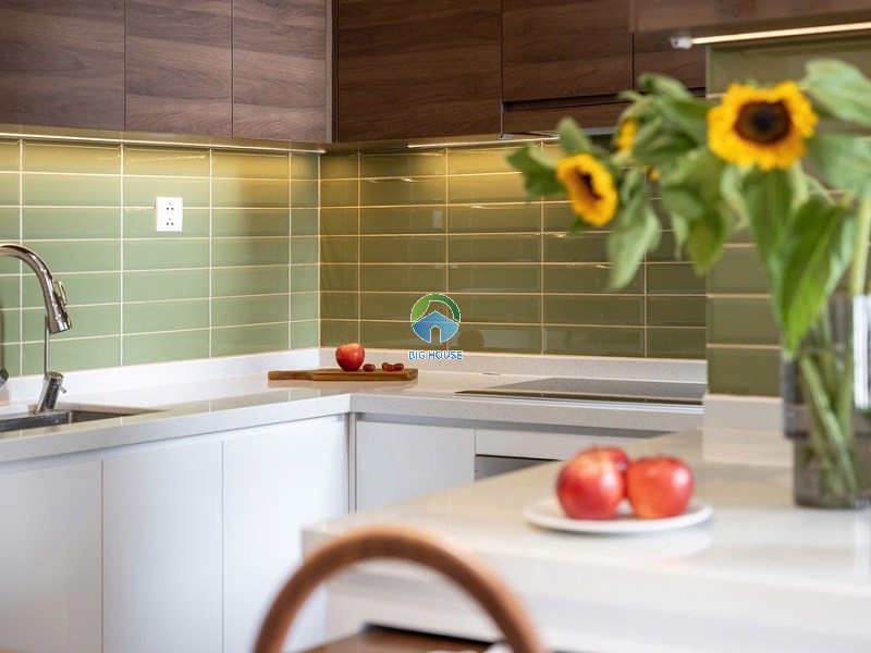 Gạch thẻ ceramic màu xanh bóng vát cạnh