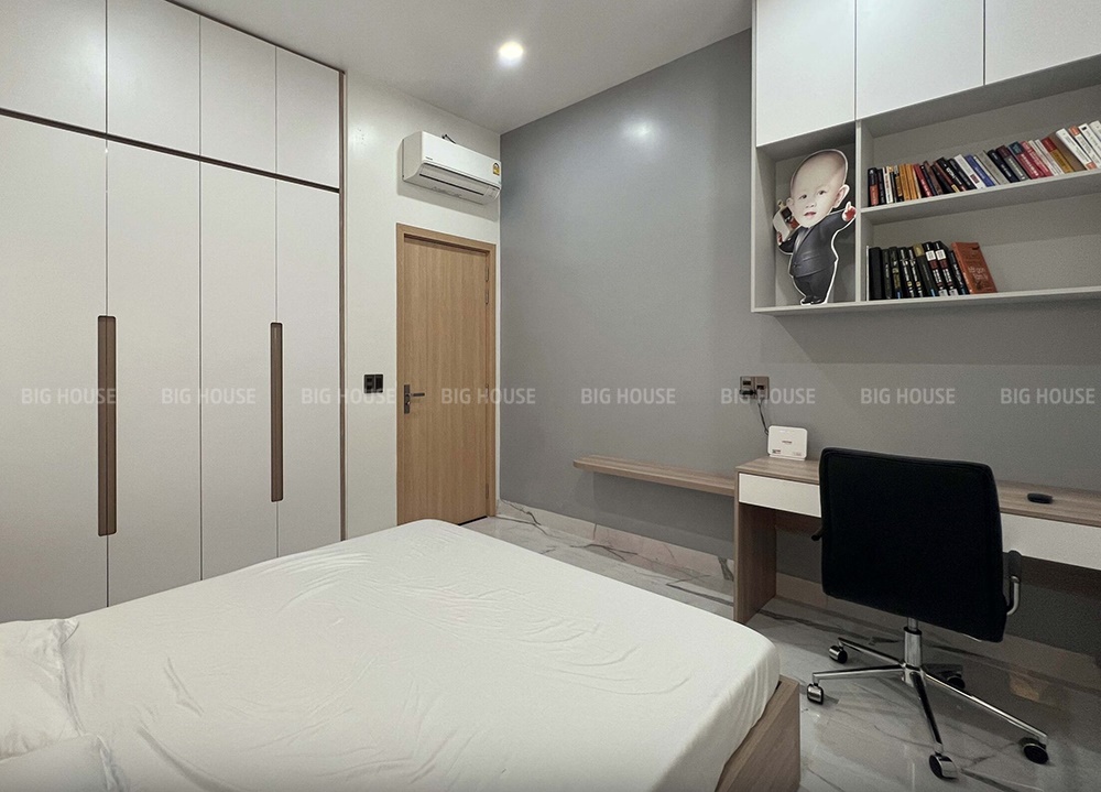 hoạ tiết gạch ốp chân tường giả đá