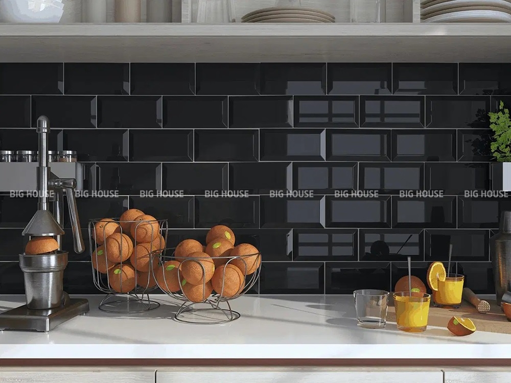 gạch thẻ ốp bếp màu đen 10x20